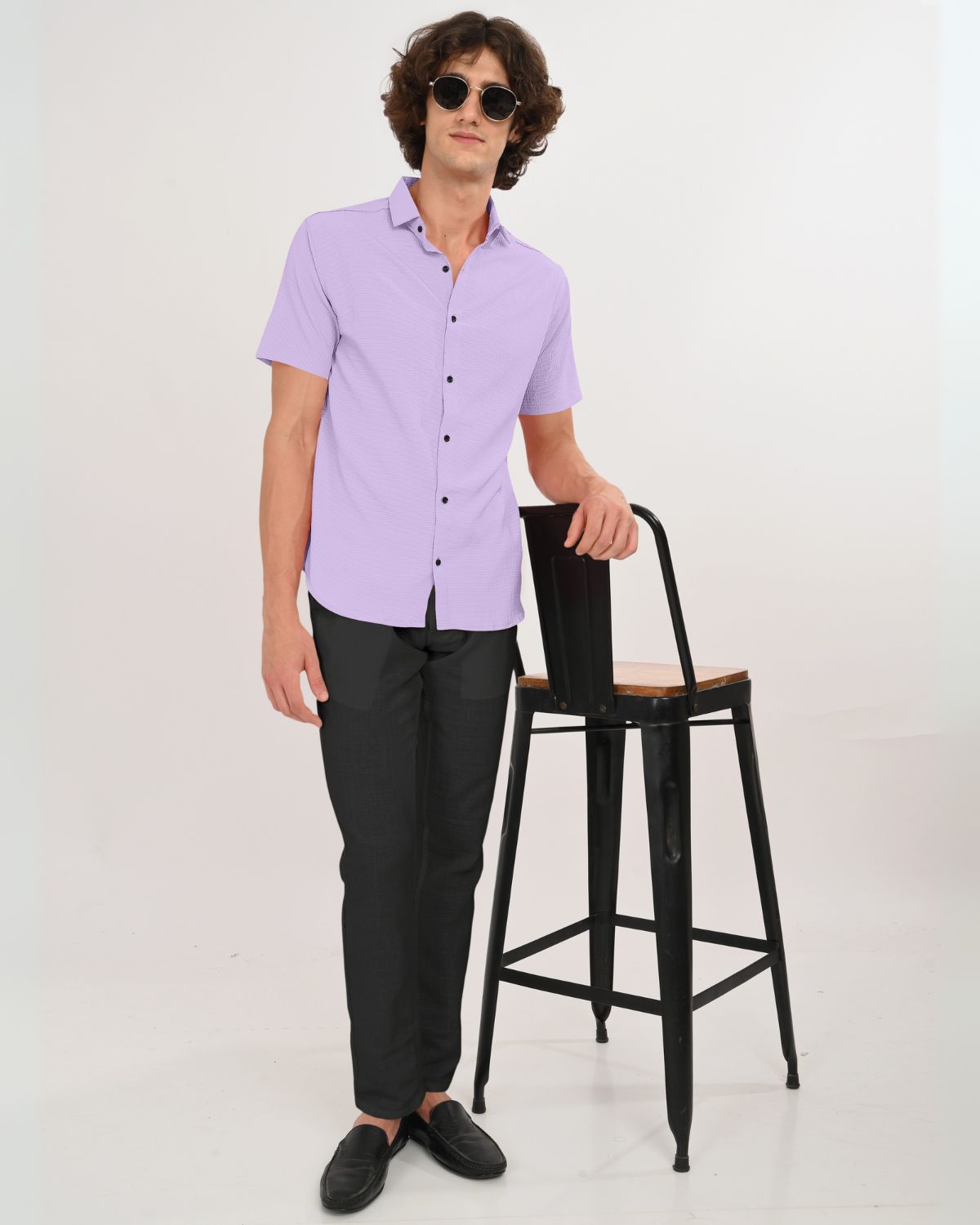 Full outfit with men’s lilac textured short sleeve shirt and black pants