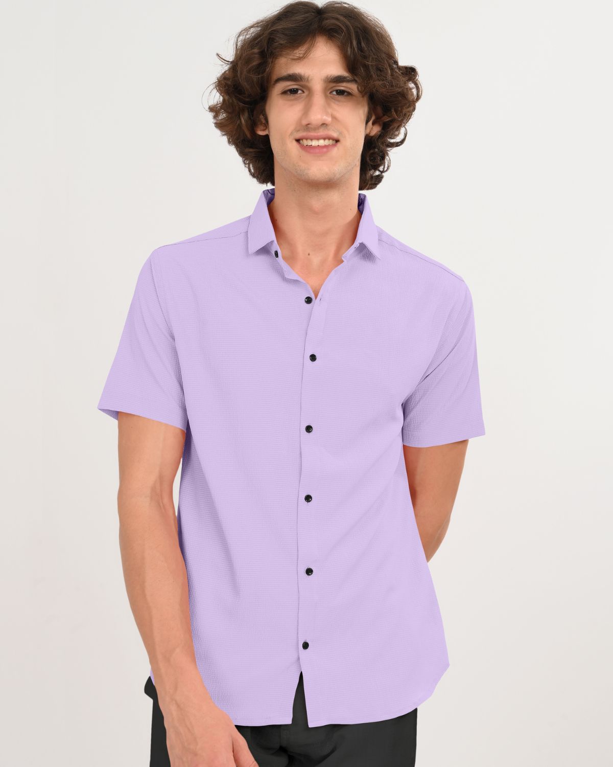 Front view of men’s lilac textured short sleeve shirt